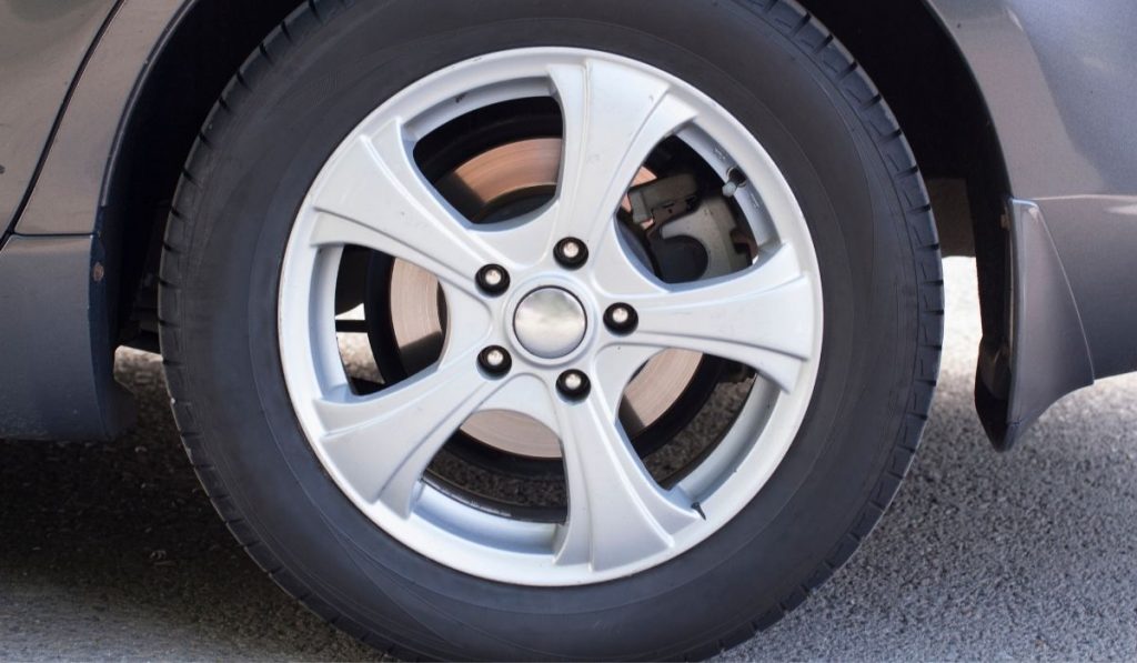 Warning Signs Your Car Tyres Need Replacing